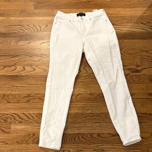 Banana Republic Women's white  Skinny Jeans